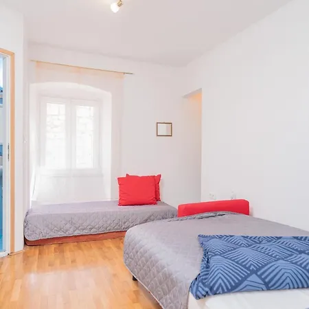 Apartment Harbourside Mandina - Zf Hvar