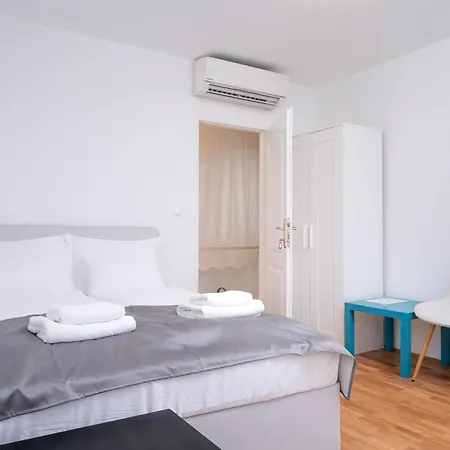 Mandina Riviera - Zf Hvar Apartman *