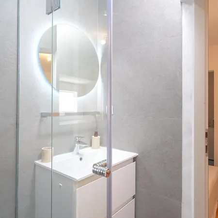 Mandina Riviera - Zf Hvar Apartment *